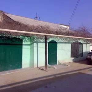 Продается 3x комнатный дом с постройками 