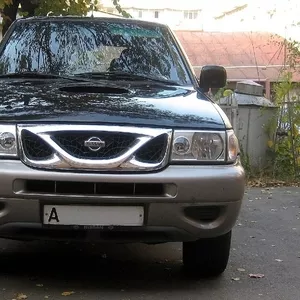 Nissan Terrano II - 2002 г левый руль