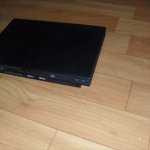 Продаю Sony Playstation 2 slim ЧИПОВОНАЯ цена не дорогая возможен торг