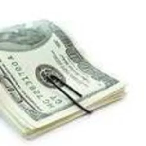 Warners финансового кредита службе на 2% 