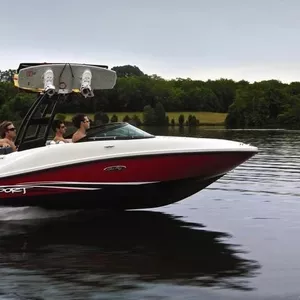 Продам новый спортивный катер Sea Ray 185 Sport