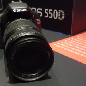 Canon EOS 550 D + EF-S 18-55,  EF 75-300