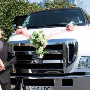 Лимузин на день рождения,  лимузин на выписку из роддома,  трансфер