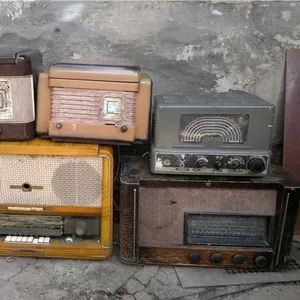 Покупаем старые советские радиоприемники,  радиодетали,  патефоны