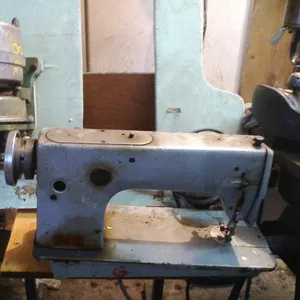 Швейная машина промышленная класс 22