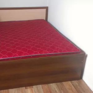 Спальная кровать