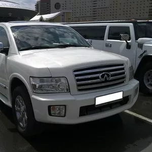 Элитный лимузин Infiniti QX56 белого цвета с водителем.