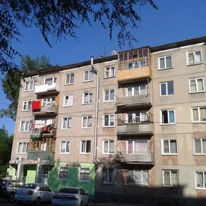 Продам 4- комнатную квартиру