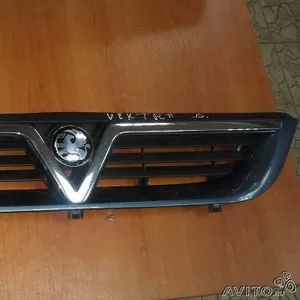 Продаю решетку радиатора от Opel Zafira 2003 г.в. 