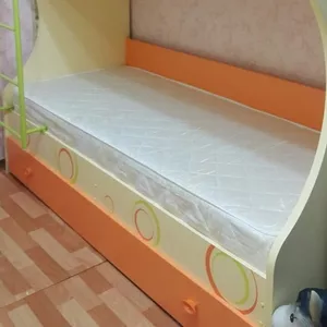 детская двухъярусная кровать Фруттис