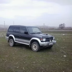 срочно продам Mitsubishi Pajero