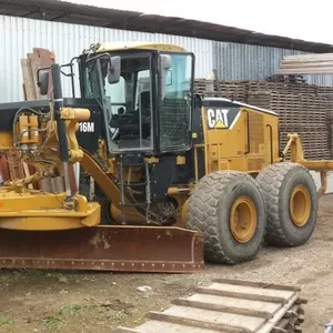 Грейдер Caterpillar 16M 
