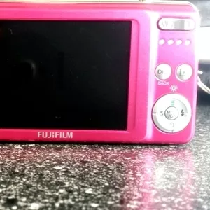 Продам фотоаппарат fujifilm finepix j27