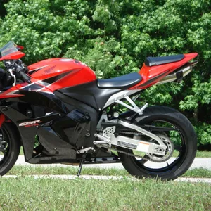 Возьмите Home Honda CBR 600 RR