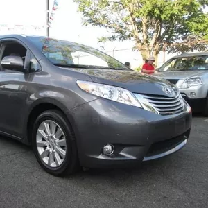 Toyota Sienna 2014 ... серый color..full вариант,  кожаные сиденья и пе