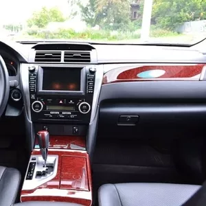 Седан бизнес-класса  Toyota Camry