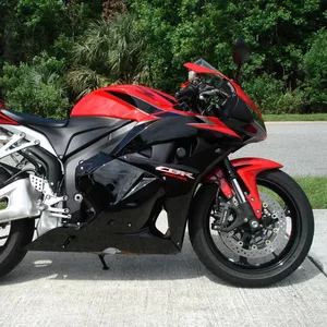 Спортбайк Honda CBR 600RR новый 2011г. в