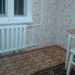 Двухкомнатную улучшенную квартиру по улице Естая, 95, 2 этаж, тёплая.