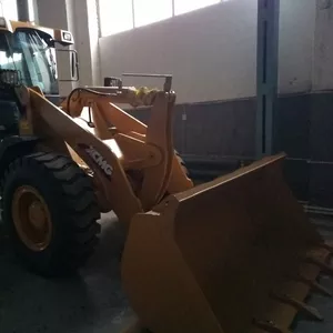 Фронтальный погрузчик