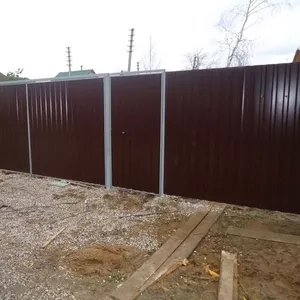 Монтаж забора из профлиста