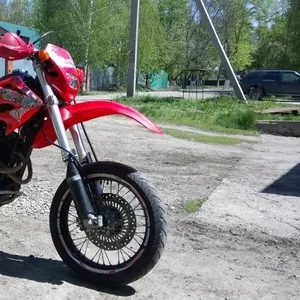 Продам мотоцикл Honda XR400 motard