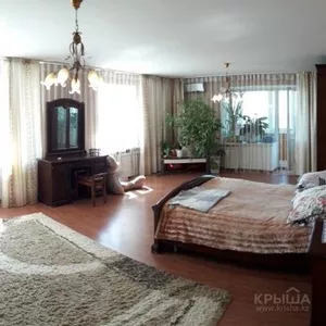 3-комнатная квартира,  120 м²,  9/9 эт.,  Крылова