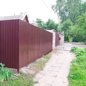 Монтаж забора из проф. листа.