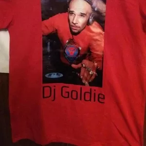 Продам 2 футболки 48р DJ Goldie   DEATH.новые