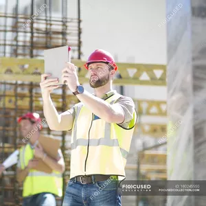 Польская строительная компания примет строителей многих специальностей
