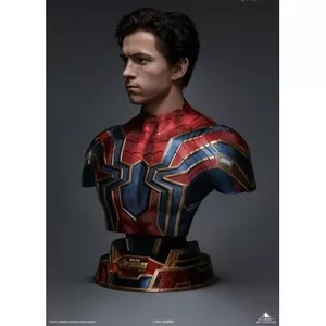 Avengers: Infinity War Spider-Man (Iron Spider) Limited Edition Life-S