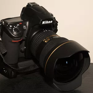 Brand New Nikon D700.........$1200 USD