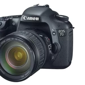 Canon EOS 7D Kit with EF 28-135 IS Lens