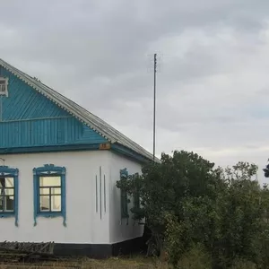 дом в п.Черноводск,  имеются хозпостройки